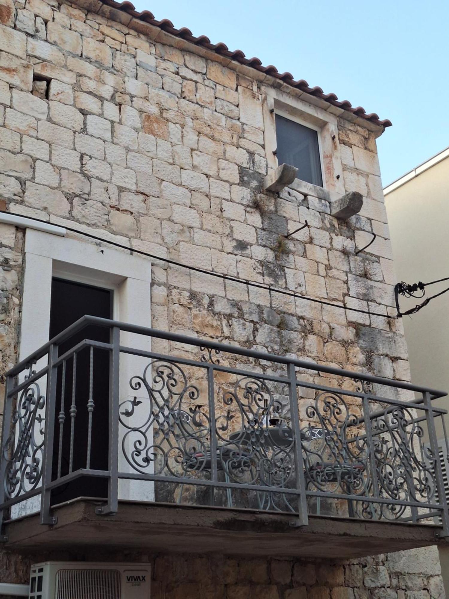 St Peter'S Heritage House Trogir Eksteriør bilde